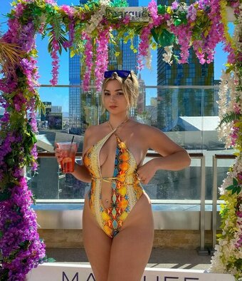 Reddishblu / _reddishblu / https: Nude Leaks Photo 10