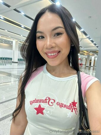 redlacewassi Nude Leaks Photo 11