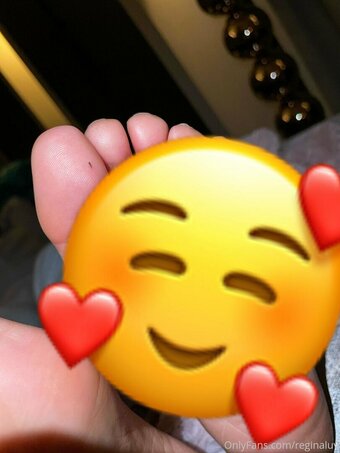 ReginaLuv / Emily Regina / Reginaluvxx / emilyreginaofficial Nude Leaks OnlyFans Photo 21