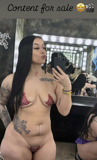 reign.helll Nude Leaks Photo 4