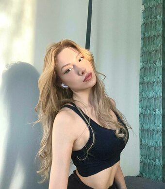 _rellaria Nude Leaks Photo 14