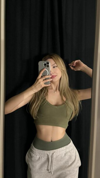 _rellaria Nude Leaks Photo 15