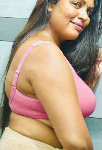 reshmarechu Nude Leaks Photo 2