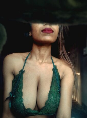 _reshu_u_ Nude Leaks Photo 2