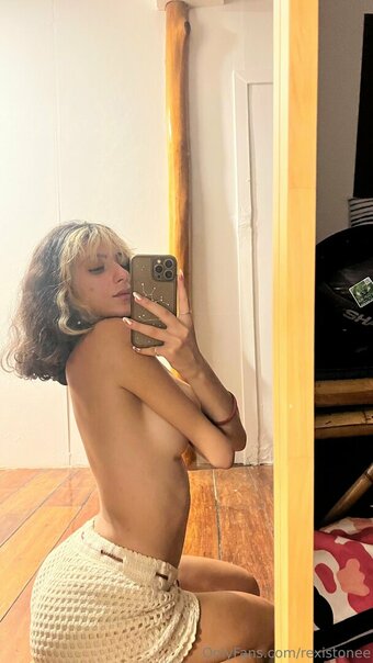 rexistonee Nude Leaks Photo 10