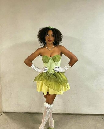 Riele Downs / rieledowns Nude Leaks Photo 26