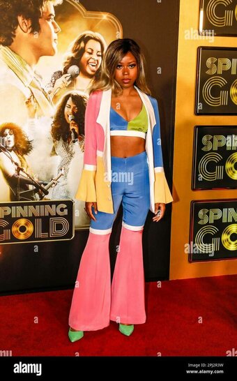 Riele Downs / rieledowns Nude Leaks Photo 29
