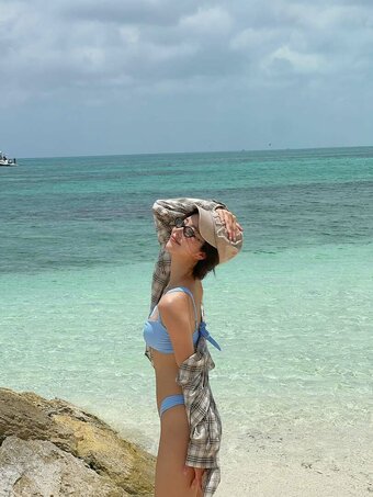 rilaccoco / Coco Lee Nude Leaks Photo 13