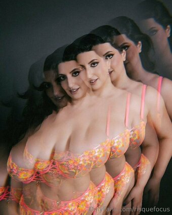 risquefocus Nude Leaks Photo 12