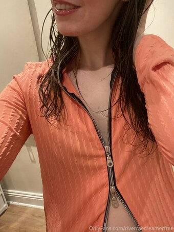riverraecreamerfree Nude Leaks Photo 4