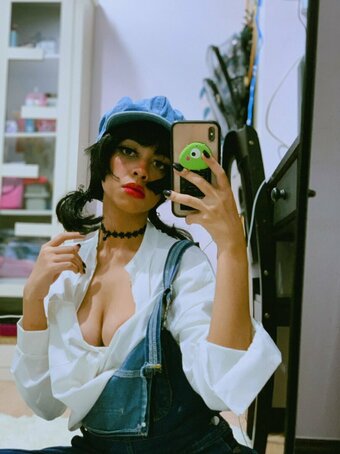 RoachHasFeelingsToo Nude Leaks Photo 16
