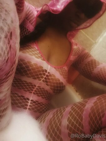 robaby Nude Leaks Photo 4