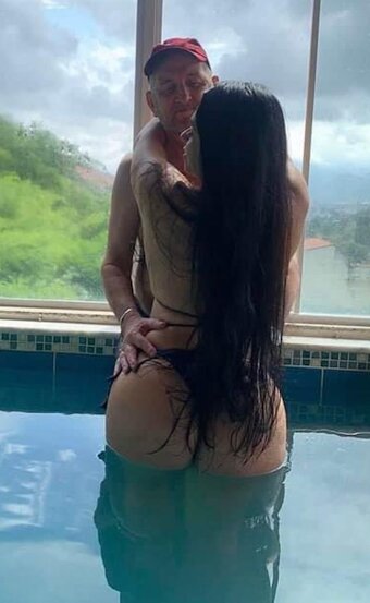 Roberta Cuzzuol / robertacuzzuoloficial Nude Leaks Photo 10