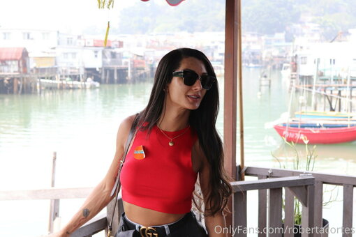 robertacortes Nude Leaks Photo 4