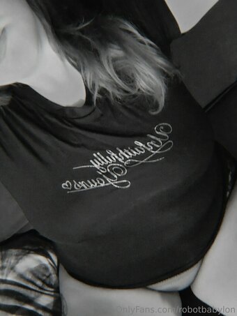 robotbabylon Nude Leaks Photo 15