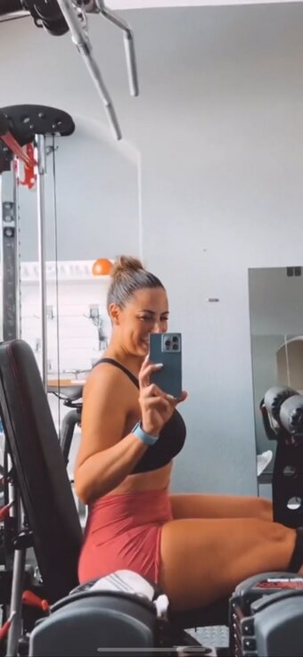 Robyn Fields / robyn.witha.y Nude Leaks Photo 1