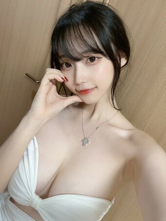 rofvmtm / _00_1102 Nude Leaks Photo 18