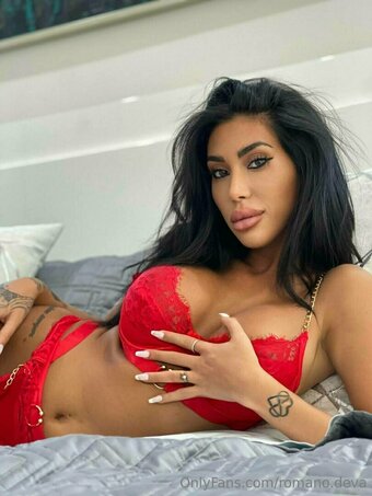 romano.deva Nude Leaks Photo 29
