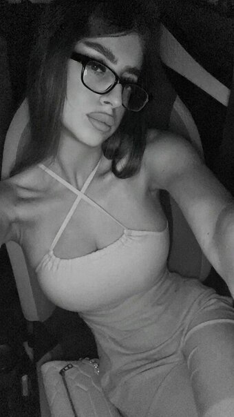 Romi / romi.zion / romi_rain Nude Leaks OnlyFans Photo 28