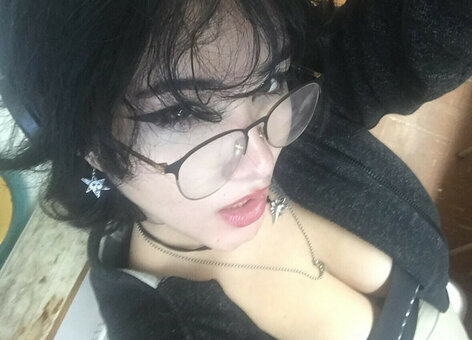Roombaslayer69 / Eve / diewendlers Nude Leaks OnlyFans Photo 4