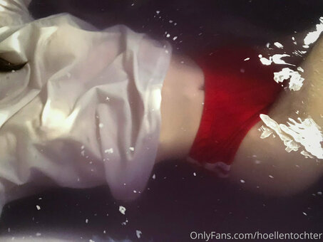 Roxane /  / barbiedevdoll / latelierderoxane / rox4y_ / roxanefroxy Nude Leaks OnlyFans Photo 22