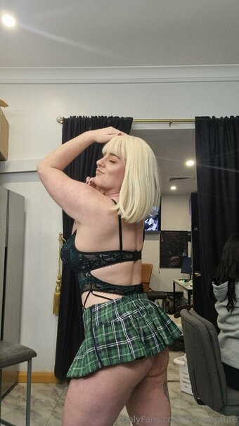 roxierapture Nude Leaks Photo 21