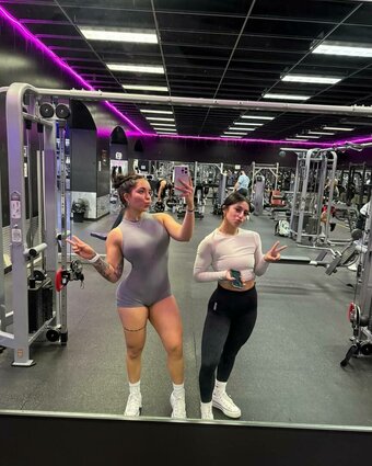 Roxy Cisneros / ohcisneros / rox_gymfox Nude Leaks OnlyFans Photo 27