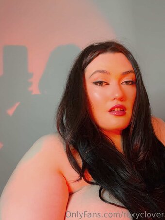 Roxy Clover / roxy_clover / roxyclover Nude Leaks OnlyFans Photo 24