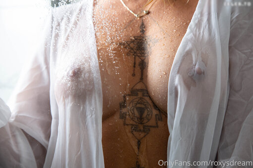 roxy-fox / 465608339 / roxysdreamofficial Nude Leaks OnlyFans Photo 54