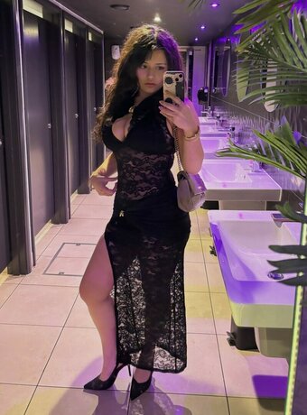 Roxy Mya / roxyymyaa / rxy.bb Nude Leaks Photo 2