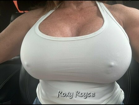 Roxy Royce / roxyraye / roxyroos_newfypoos Nude Leaks OnlyFans Photo 1