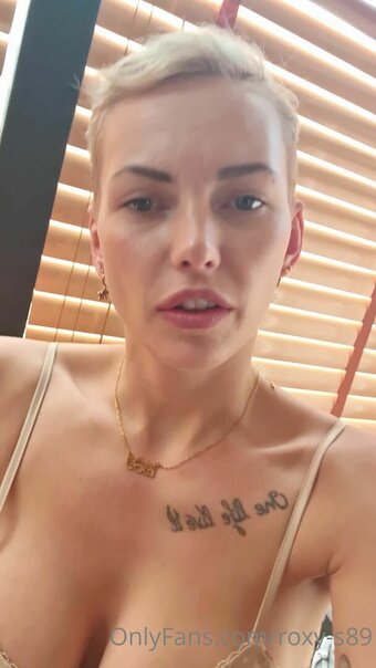 Roxy S89 Nude Leaks Photo 9