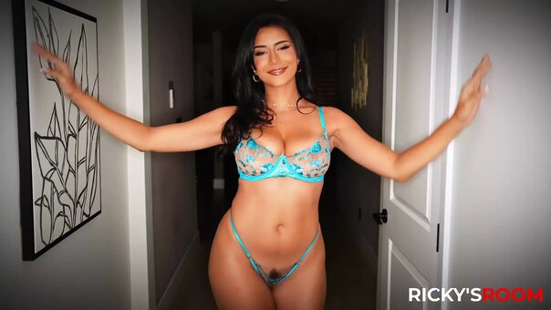 Roxy Tejeda Nude Leaks Photo 3