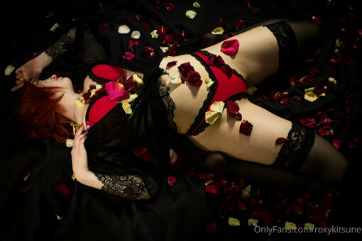 roxykitsune Nude Leaks Photo 16