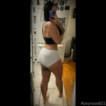 roxyrose821 Nude Leaks OnlyFans Photo 1