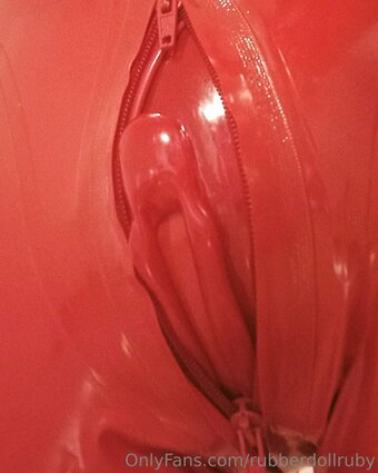 rubberdollruby Nude Leaks Photo 16