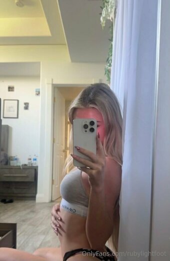 Ruby Lightfoot / https: / ruby_lightfoot / rubylightfoot Nude Leaks OnlyFans Photo 7