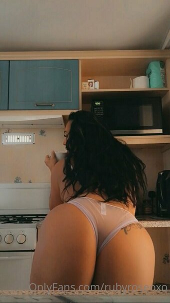 Ruby_RoseVIP / ruby_rosexx / rubyrose Nude Leaks OnlyFans Photo 10