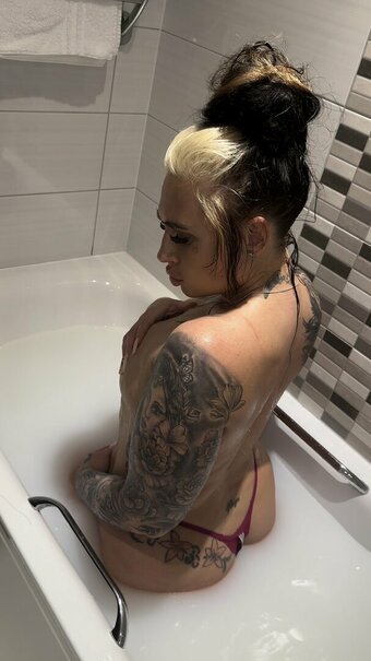 Ruby_RoseVIP / ruby_rosexx / rubyrose Nude Leaks OnlyFans Photo 22