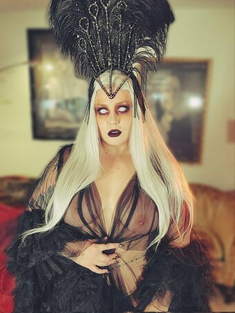 Ruby Tesla / ruby_tesla / rubytesla Nude Leaks OnlyFans Photo 6