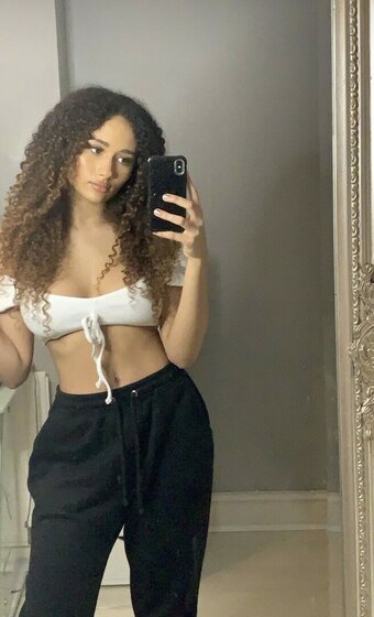 Rubyellaaa0 / Rubyella / Rubyellaxo Nude Leaks Photo 17