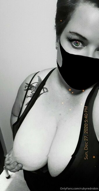 rubyredrobin Nude Leaks Photo 5