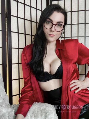 RubyRousson / https: / rubyroussonfree Nude Leaks OnlyFans Photo 37