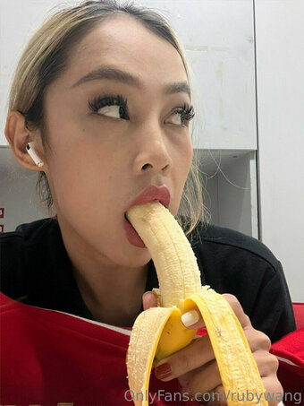 rubywang Nude Leaks Photo 12