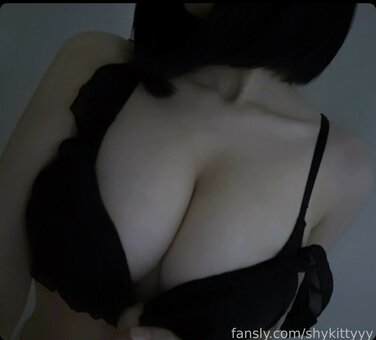 rumishy / https: / shykittyyy / yourshygff Nude Leaks Photo 11