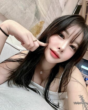 s_dust_ / bebexxxdust / somdust / 솜먼지 Nude Leaks OnlyFans Photo 3