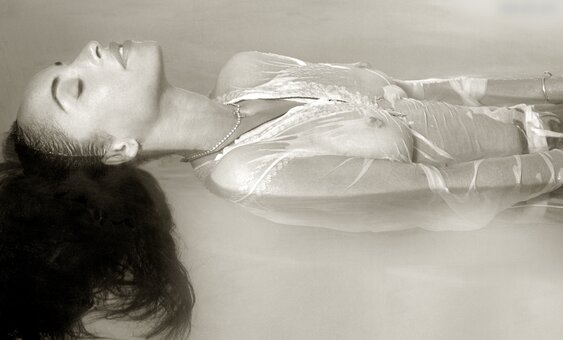 Sade Nude Leaks Photo 5