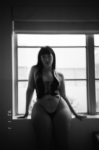 sadgalbri / itsgoddess2you / thesadgalbri Nude Leaks Photo 10