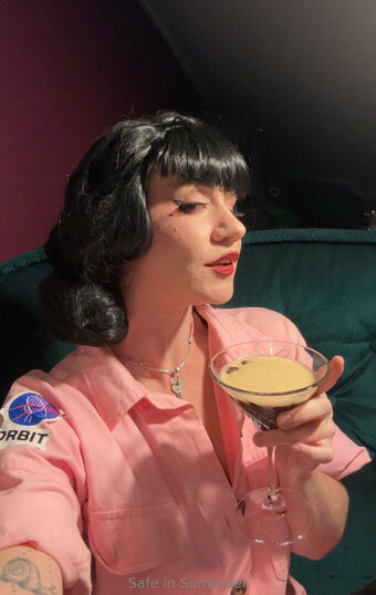 safeinsurrender Nude Leaks Photo 1