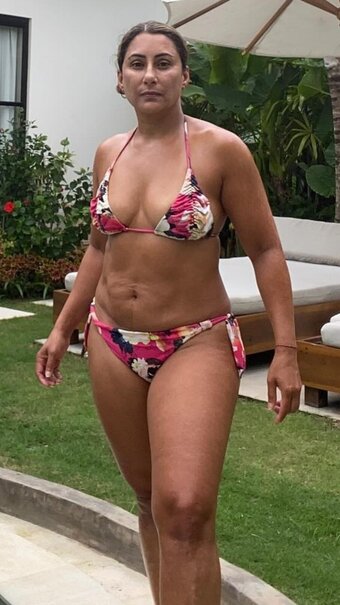 Saira Khan